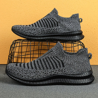 [Lightweight Breathable Running Shoes] Men's Slip On Breathable Lightweight Running Shoes, Outdoor Casual Walking Shoes Men's Sneakers