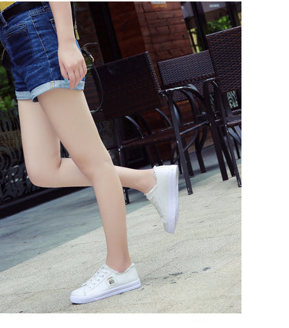 Women'S Casual Round Toe Solid Color Canvas Shoes, Small White, Flat Bottom, PVC Sole, Fabric Upper And Insole, Hand Wash, No Dry Clean, Spring, Autumn, All Season 2022