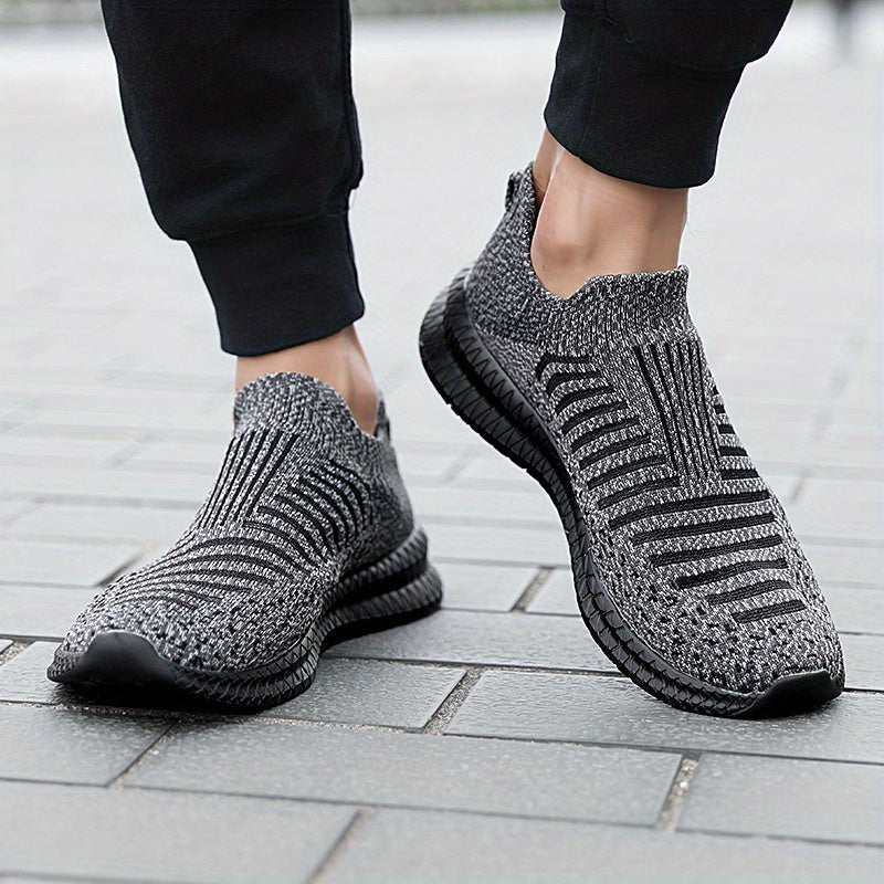 [Lightweight Breathable Running Shoes] Men's Slip On Breathable Lightweight Running Shoes, Outdoor Casual Walking Shoes Men's Sneakers
