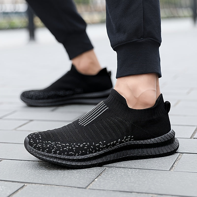 [Lightweight Breathable Running Shoes] Men's Slip On Breathable Lightweight Running Shoes, Outdoor Casual Walking Shoes Men's Sneakers